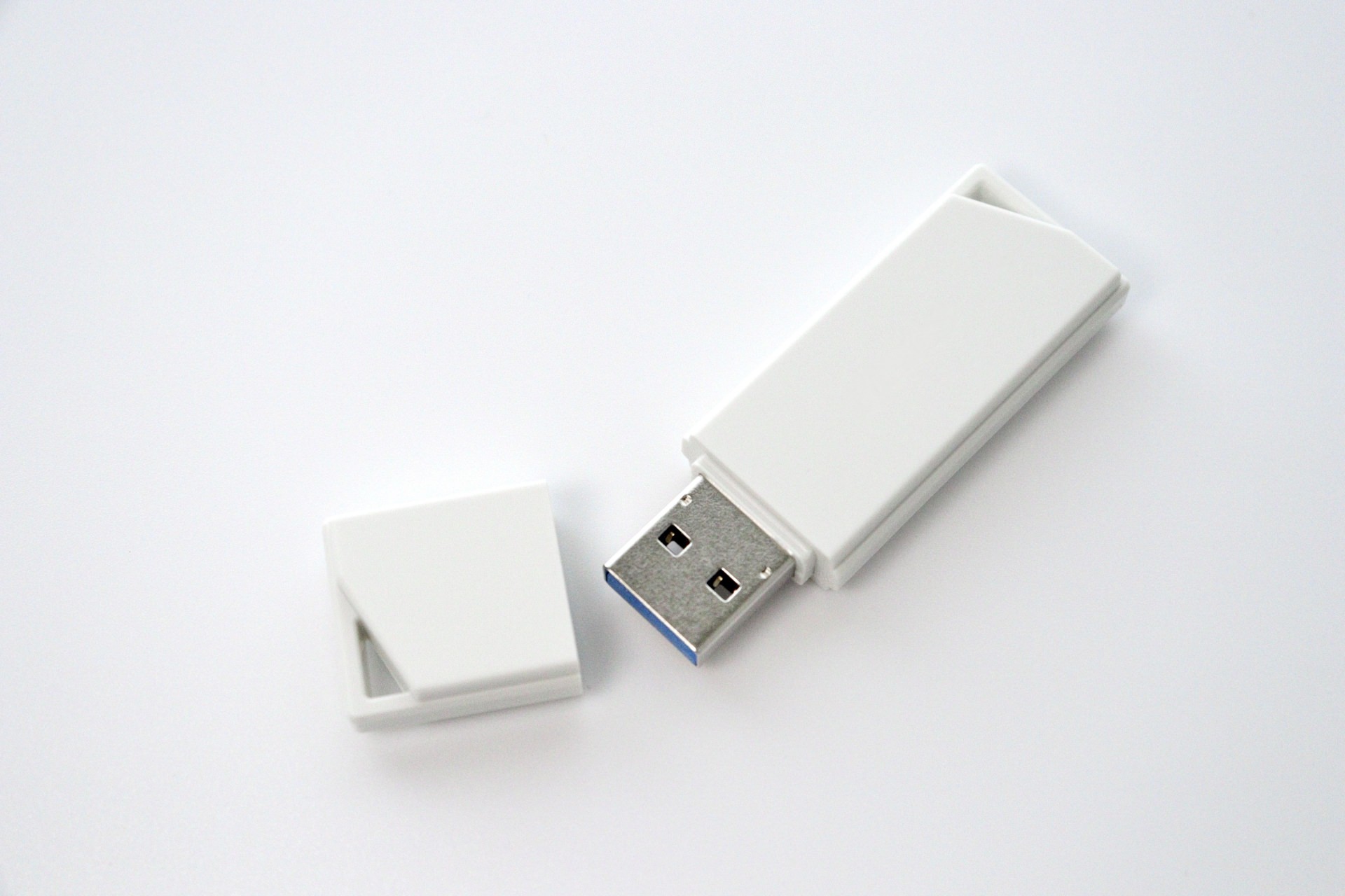 USBメモリが認識しない！原因と試したい対処法まとめ