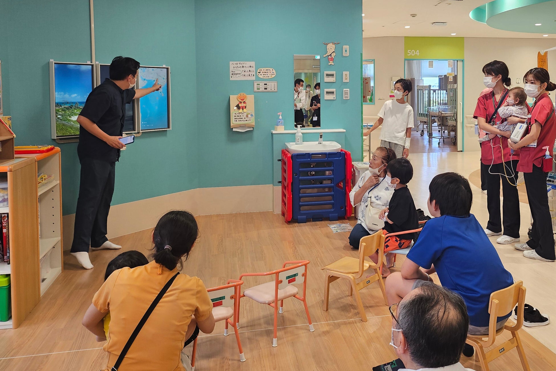 世界の風景を小児病棟に。アトモフがバーチャル窓Atmoph Windowを寄贈