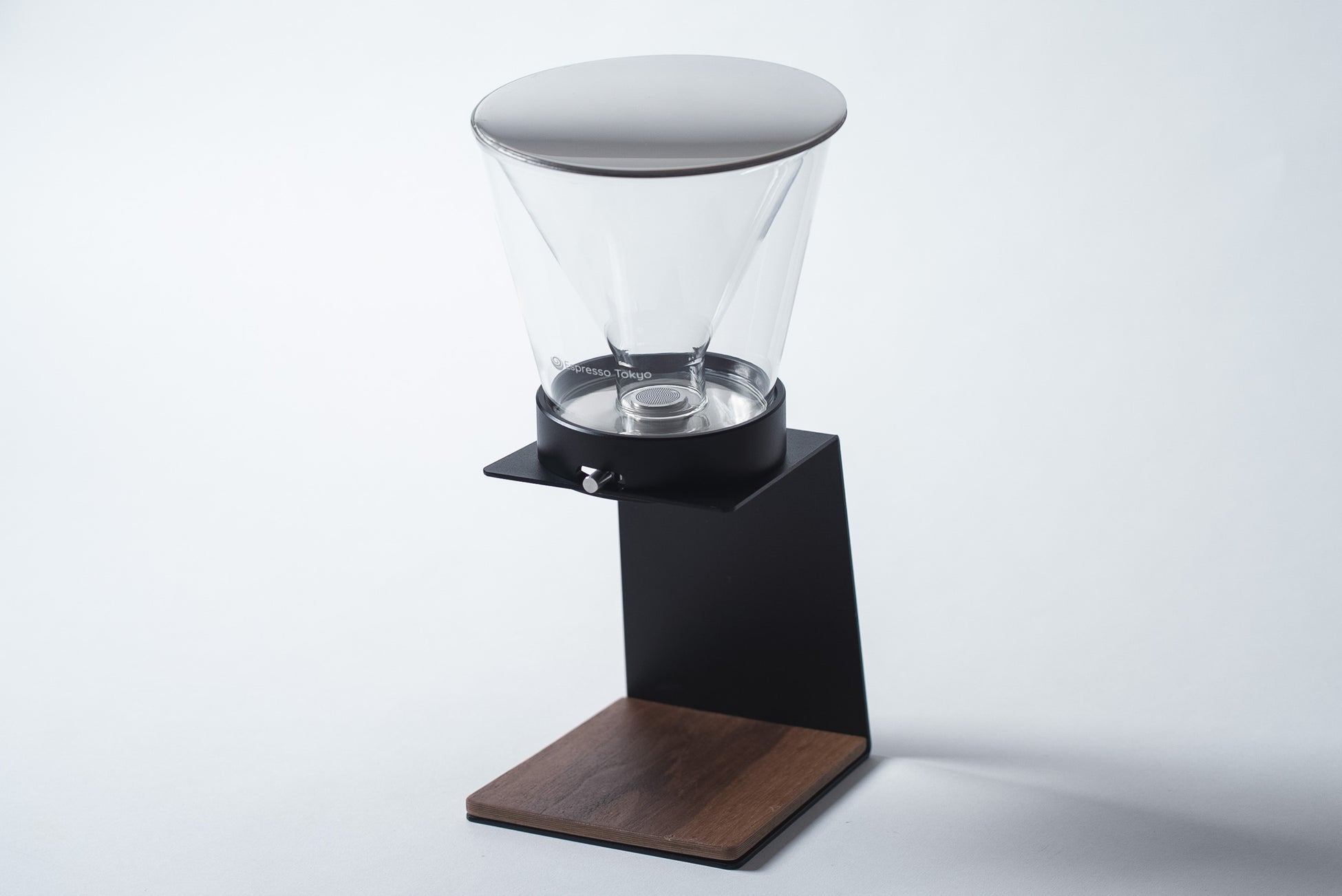 ハンドドリップの常識を、3分で変える。電気不要、“浸すだけ”の本格コーヒーマシン「SlideBrew（スライドブリュー）」誕生