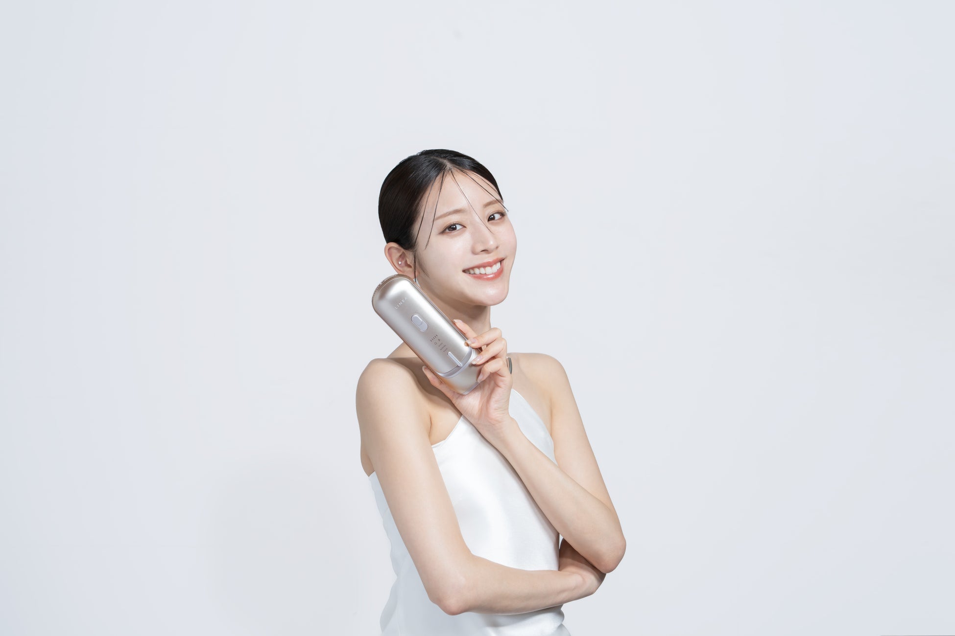 【新発売】LINKAより、痛みレスで自分史上最高のツルスベ肌へ導く家庭用脱毛器「フレアタッチ プロ」を11/13(木)より順次発売開始