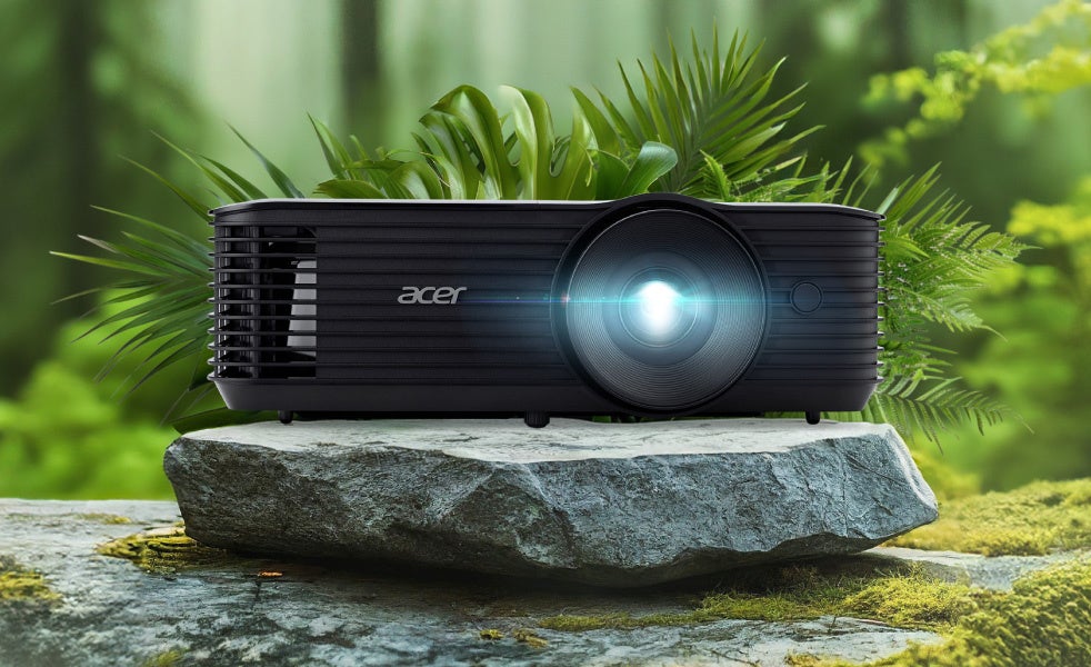 子どもの写真とビデオを家族みんなで見て楽しめる「おもいでばこ」が抽選で当たる、「いい育児の日」にちなんだプレゼントキャンペーンを開催