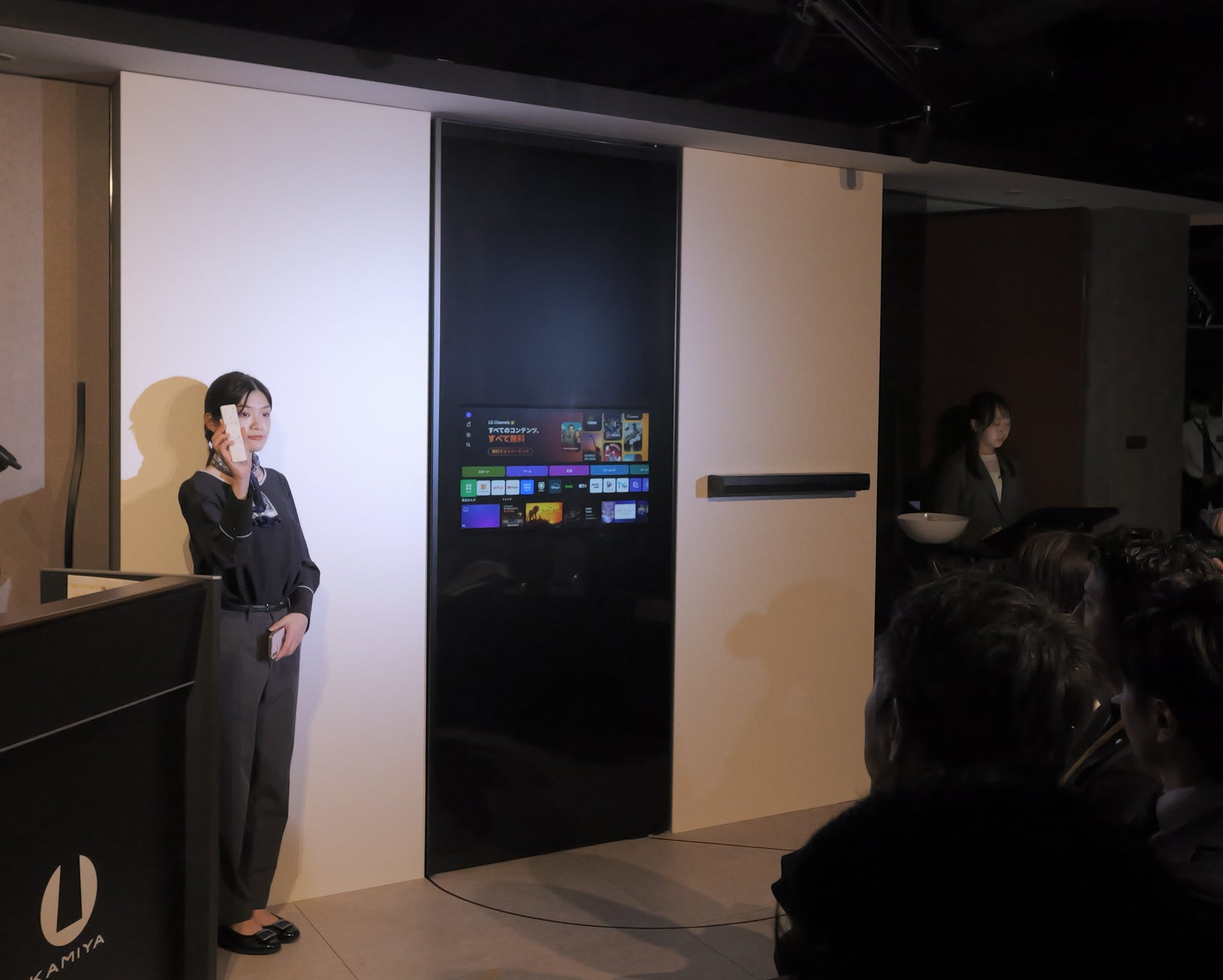 国内最大級のオーディオ ビジュアルアワード「VGP2026」にてNTTの特許技術を搭載した業務用コミュニケーションデバイス「BONX Stick」とオープンイヤー型イヤホンが企画賞を受賞!