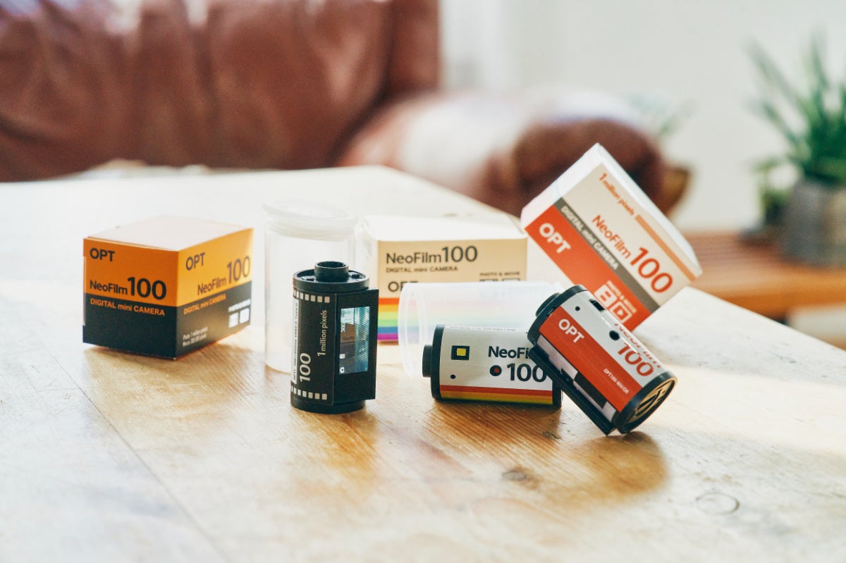 NIPLUX 顔特化型筋膜ガン「BEGUN」森脇梨々夏 WebCM &メイキング映像公開!「触れるたび、美しく。」篇