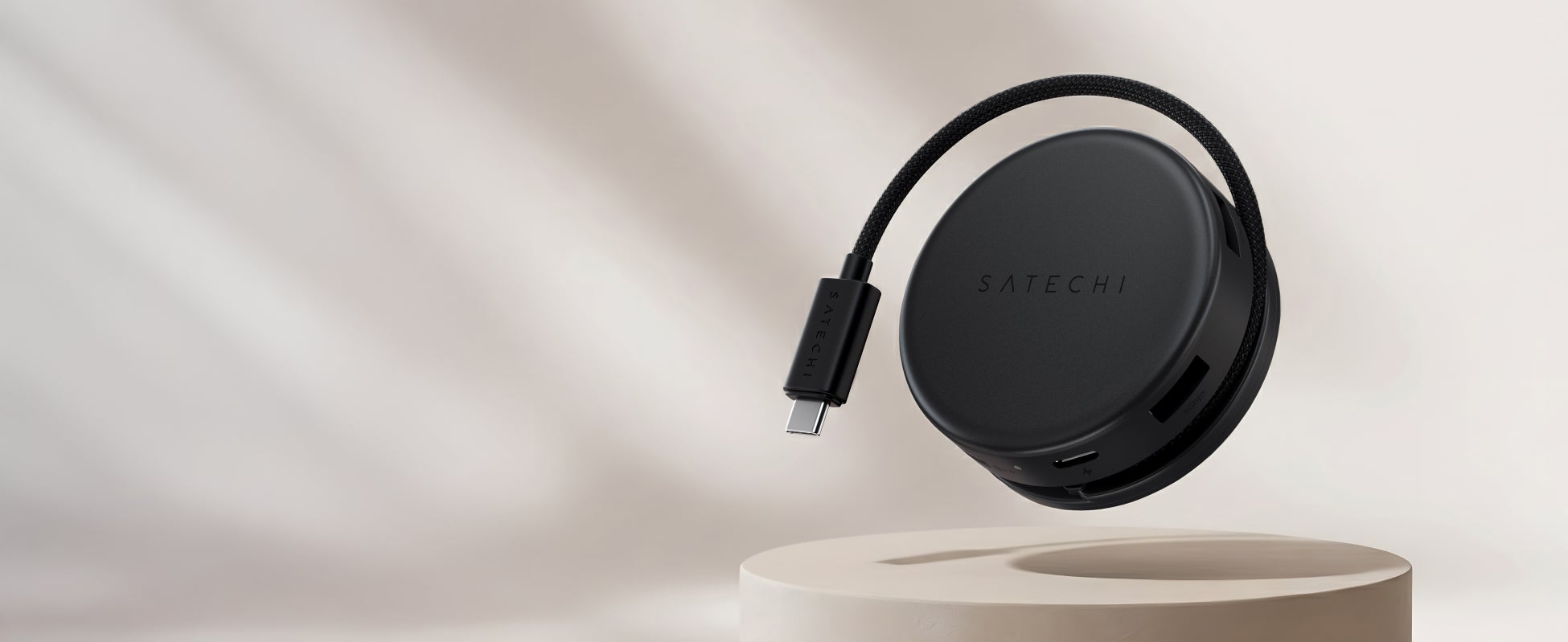 カリフォルニア生まれのモバイルデバイス向けアクセサリーブランドSatechiのOntheGoシリーズ「7-IN-1マルチポートアダプター」の取り扱いを開始