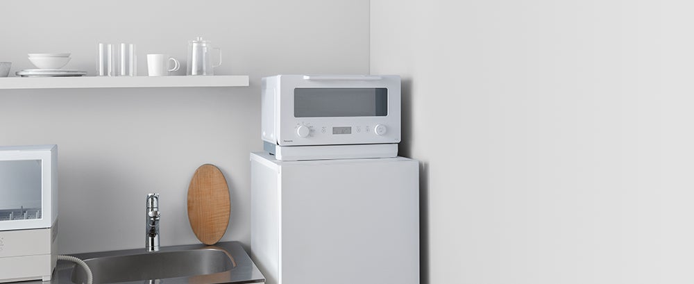 1台でレンジもオーブントースターも。裏返し不要でトーストが両面焼ける、冷凍パンのリベイクも可能なオーブンレンジ NE-FS2Eを発売