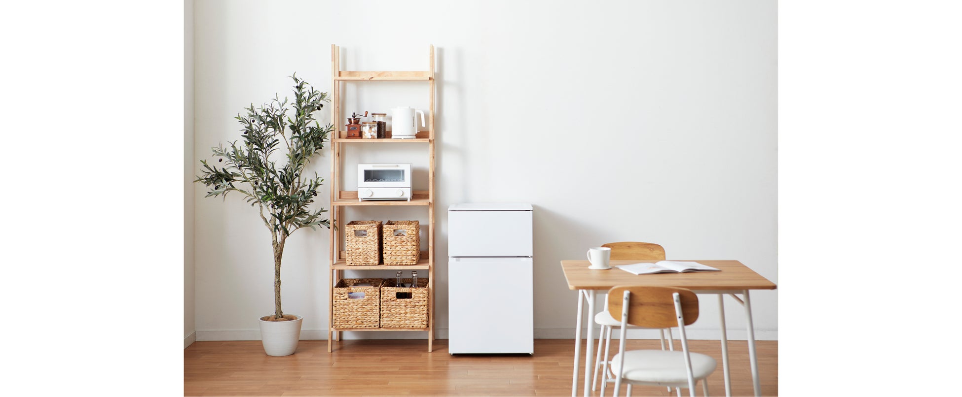 たった5分でふとんがぽかぽか！2方向に分かれた吹き出し口で広範囲に送風できる「ふとんジェット　ダブルブロー」を発売