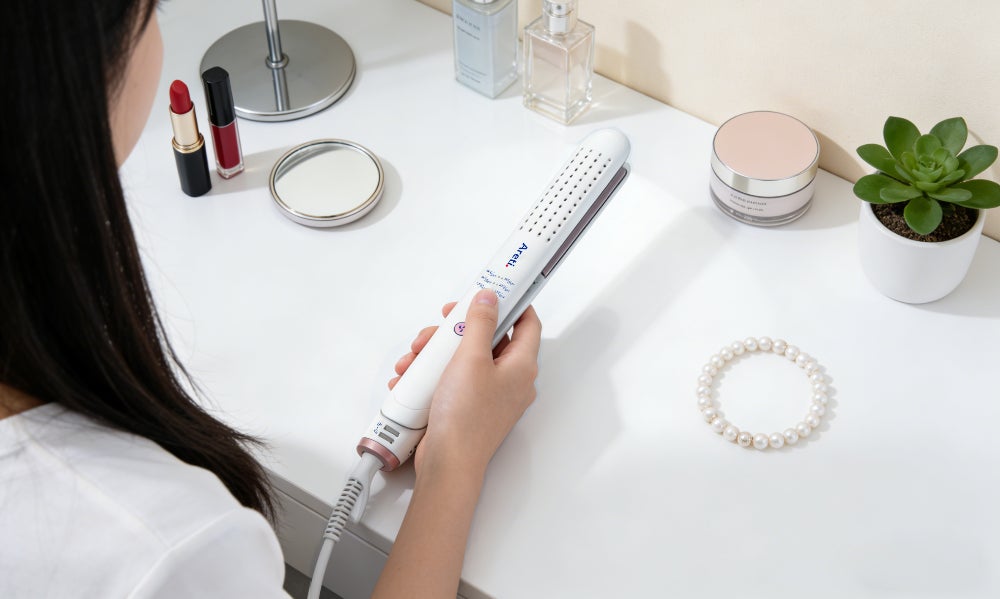 【新発売】冷風×2wayで新たなスタイリング体験! 瞬間冷却で形をキープするヘアアイロン「冷マジック」
