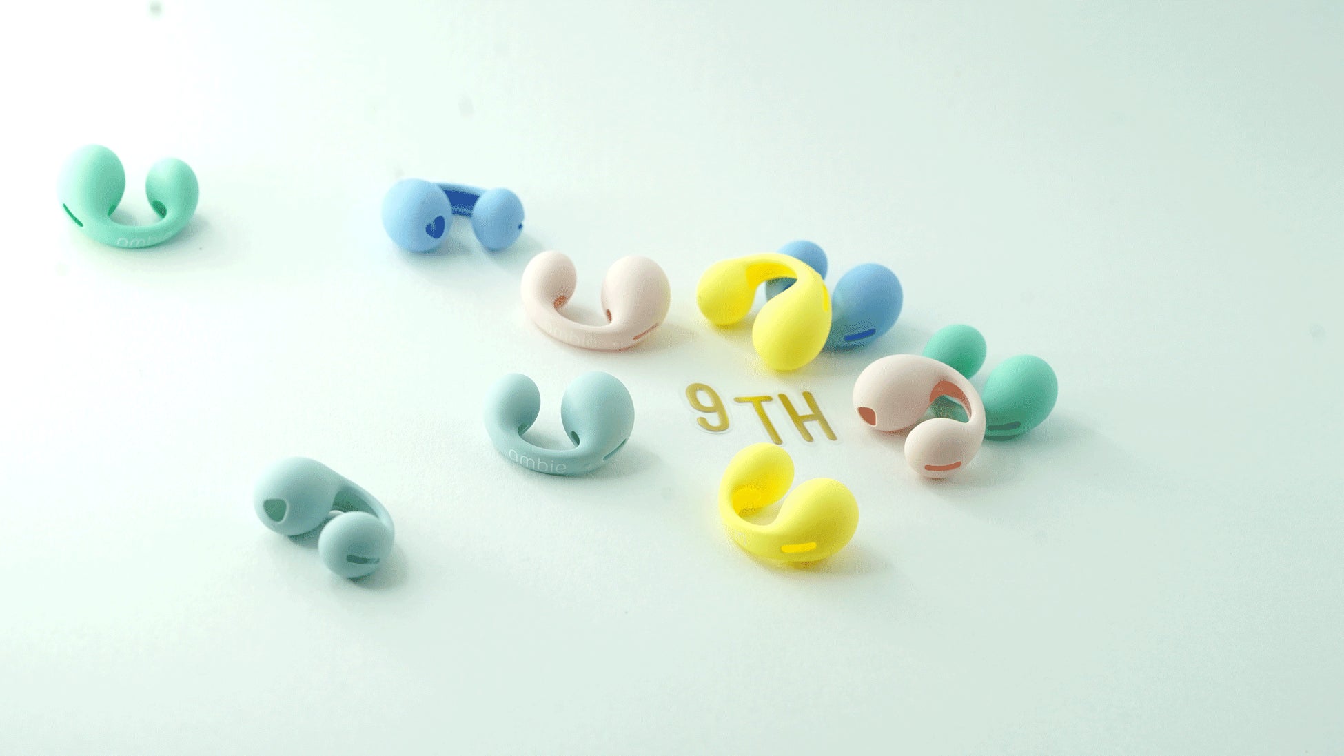 ambie9周年キャンペーン　限定Socksガチャ発売！