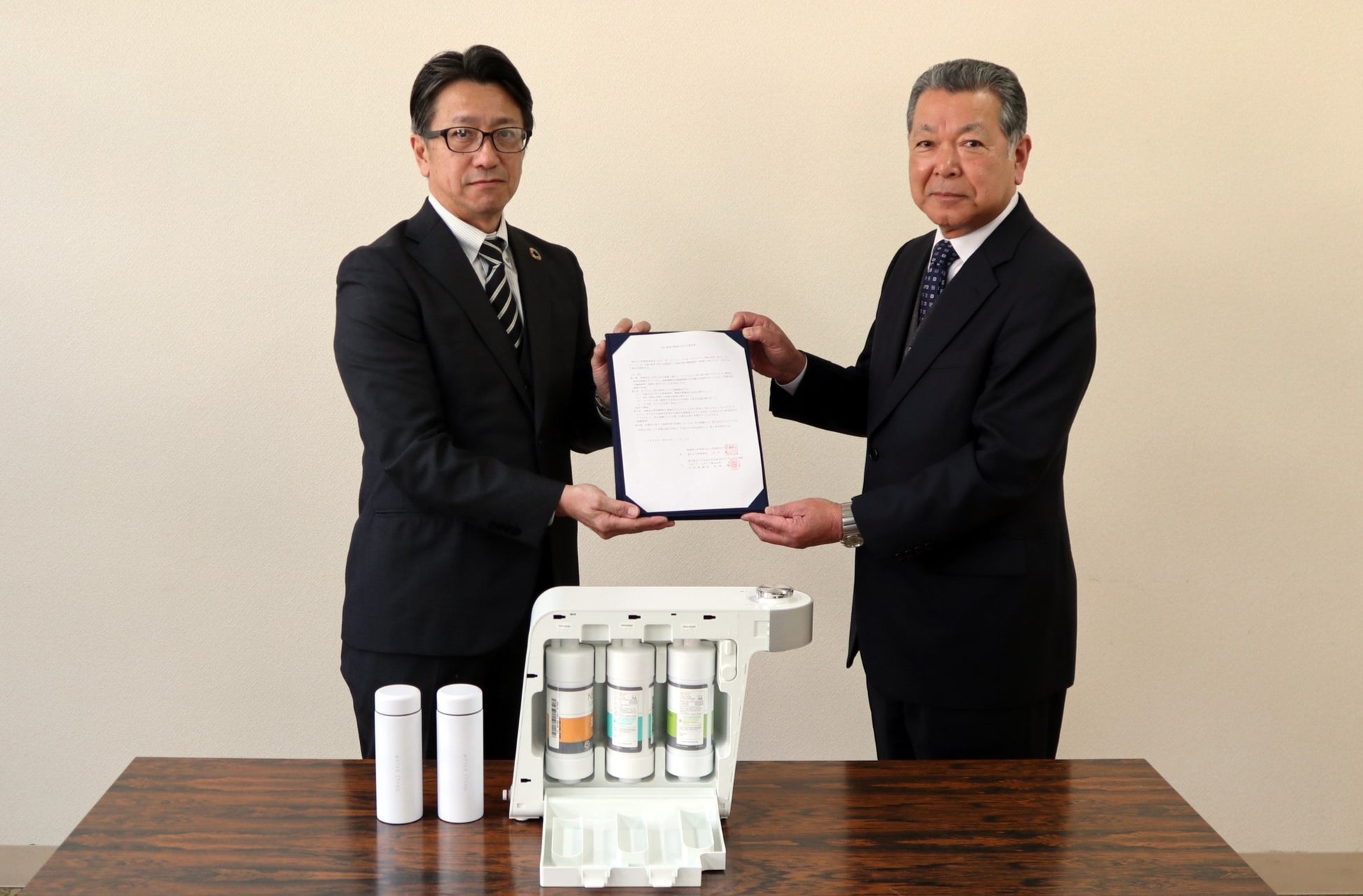 デジタル化の陰に取り残される“通信困窮層” 相談先不明40％・手続き遅延64％の実態