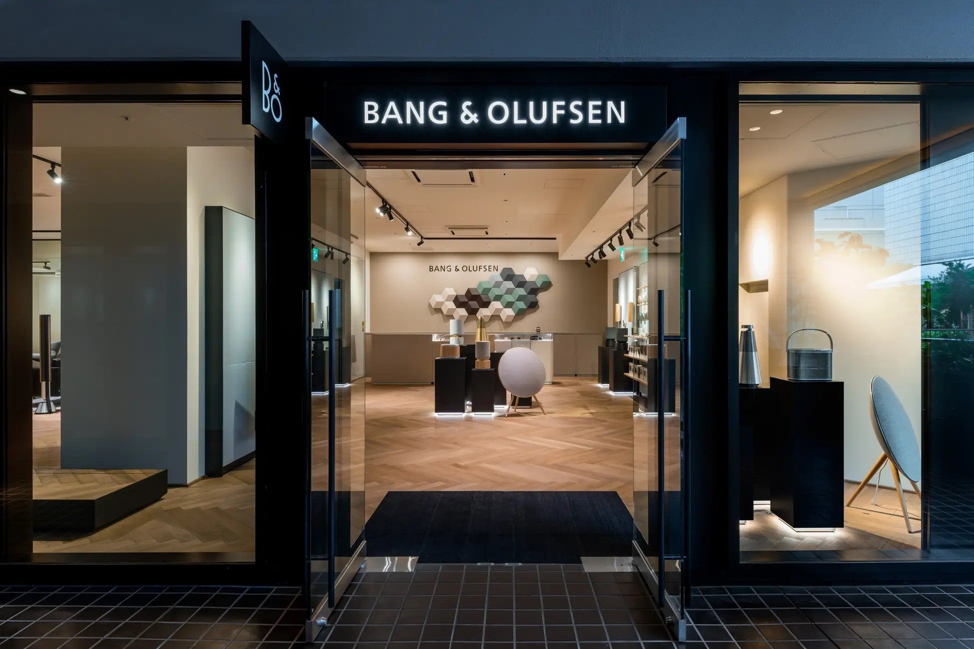 Bang & Olufsen 六本木、本日営業終了長年のご愛顧に感謝
