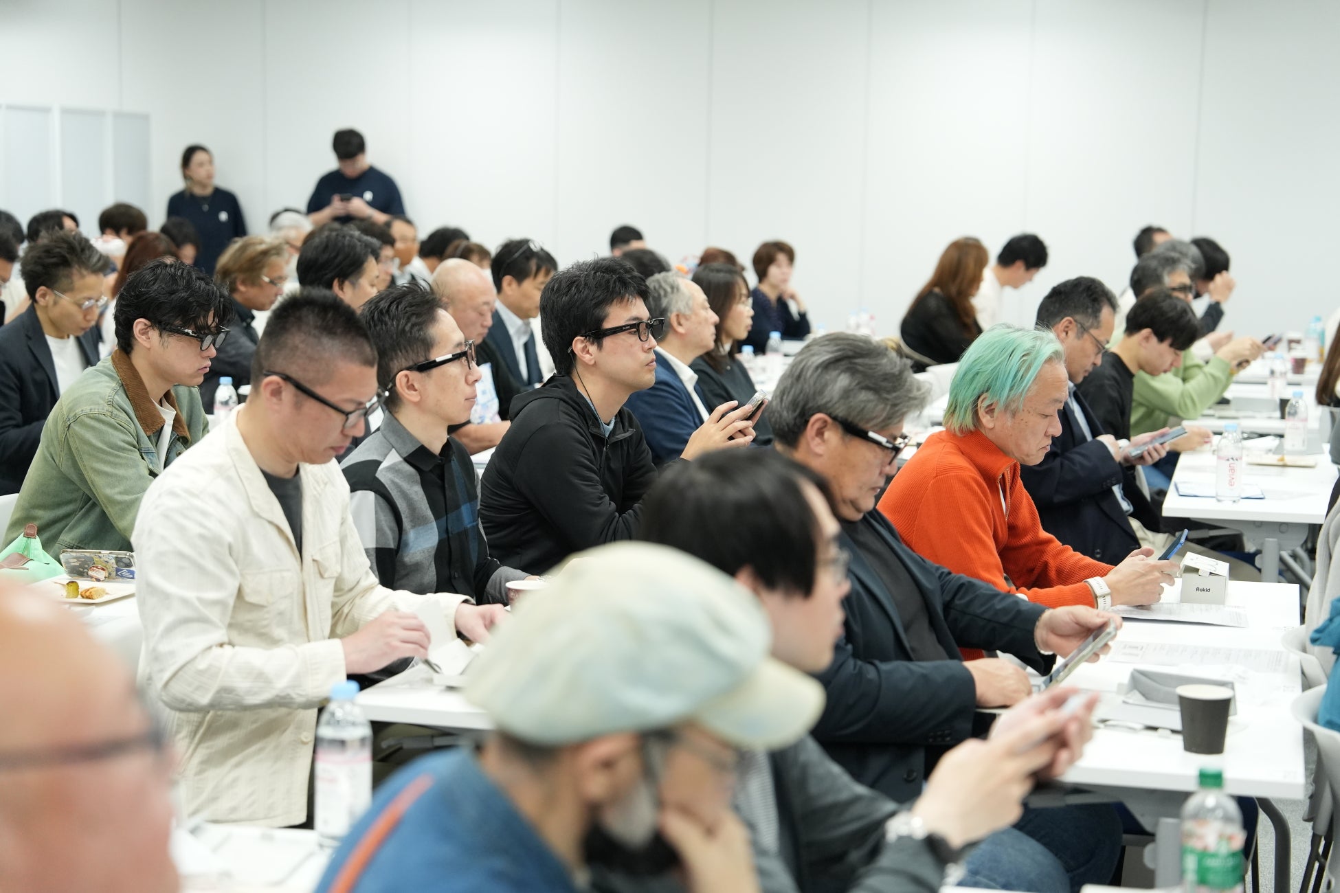 Rokid、新宿で体験型イベントを開催、来場者満足度4.38/5｜約2ヶ月で4億円突破