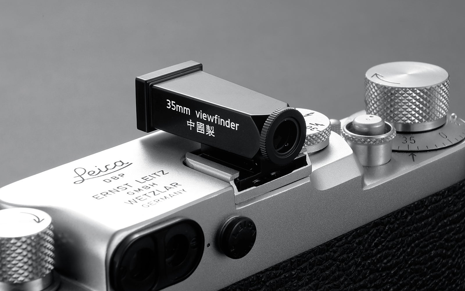 1933年初期型「WEISU」を現代に。LIGHT LENS LAB 光学ビューファインダー「L-VF35WU / WEISU 復刻 ブラック」発売