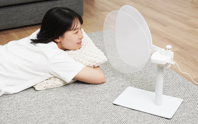 まさかの大復活！？2016年の第2世代発売から10年の時を経て帰ってきた『USBでパワフルにあおぐ「電動うちわ」』を発売