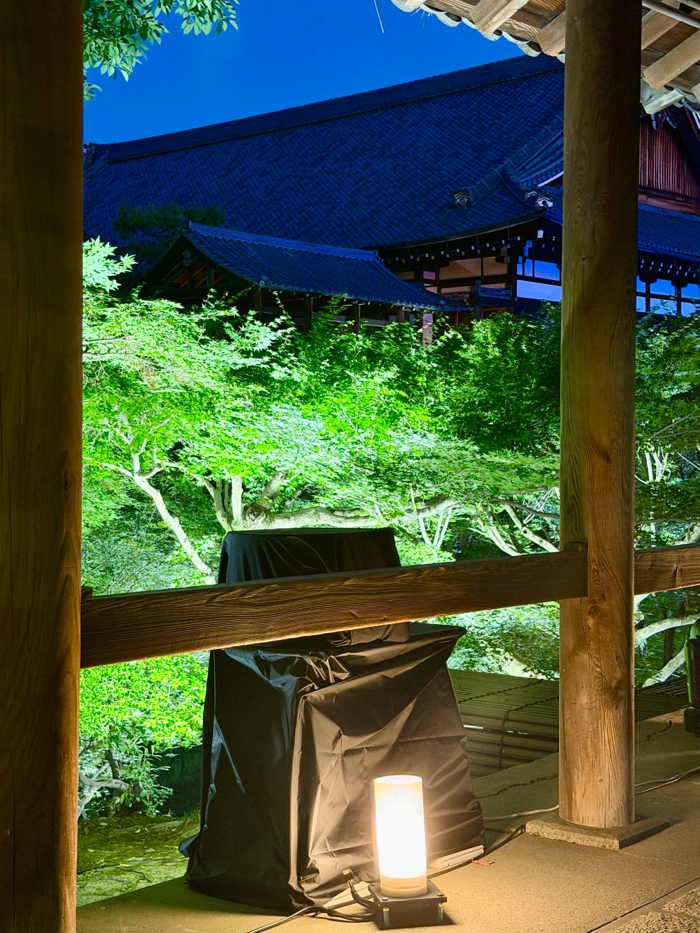 パン1枚で耳を切らずにそのままホットサンド!「ROOMMATE® 1枚焼きホットサンドメーカー」を発売