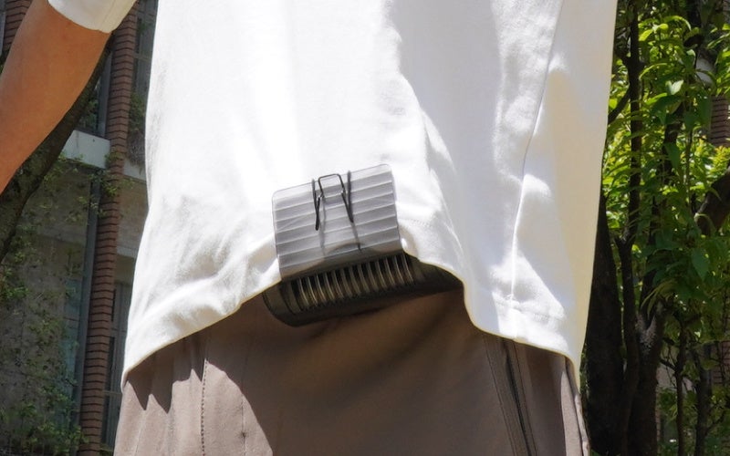シリーズ史上トップクラスの爆風で手ぶらで超爽快！ハンズフリー扇風機『服に風を送る大風量扇風機「腰ベルトファン パワー」』を発売