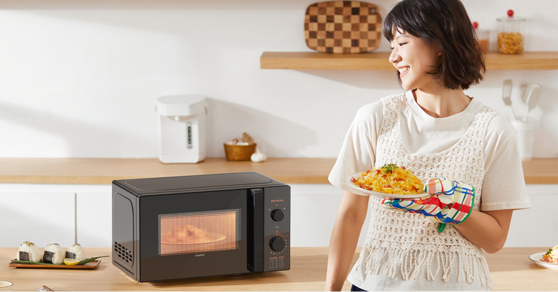 年内最安価！COMFEE’（コンフィー）の電子レンジが驚きの価格に