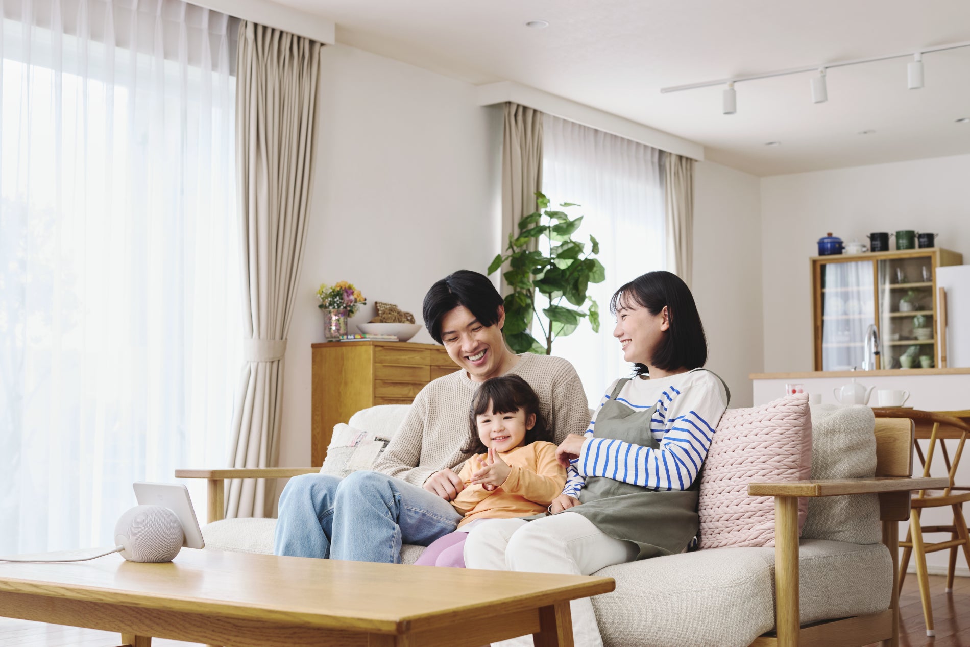 Amazon、Echo Show 11が「第7回日本子育て支援大賞2026」を受賞