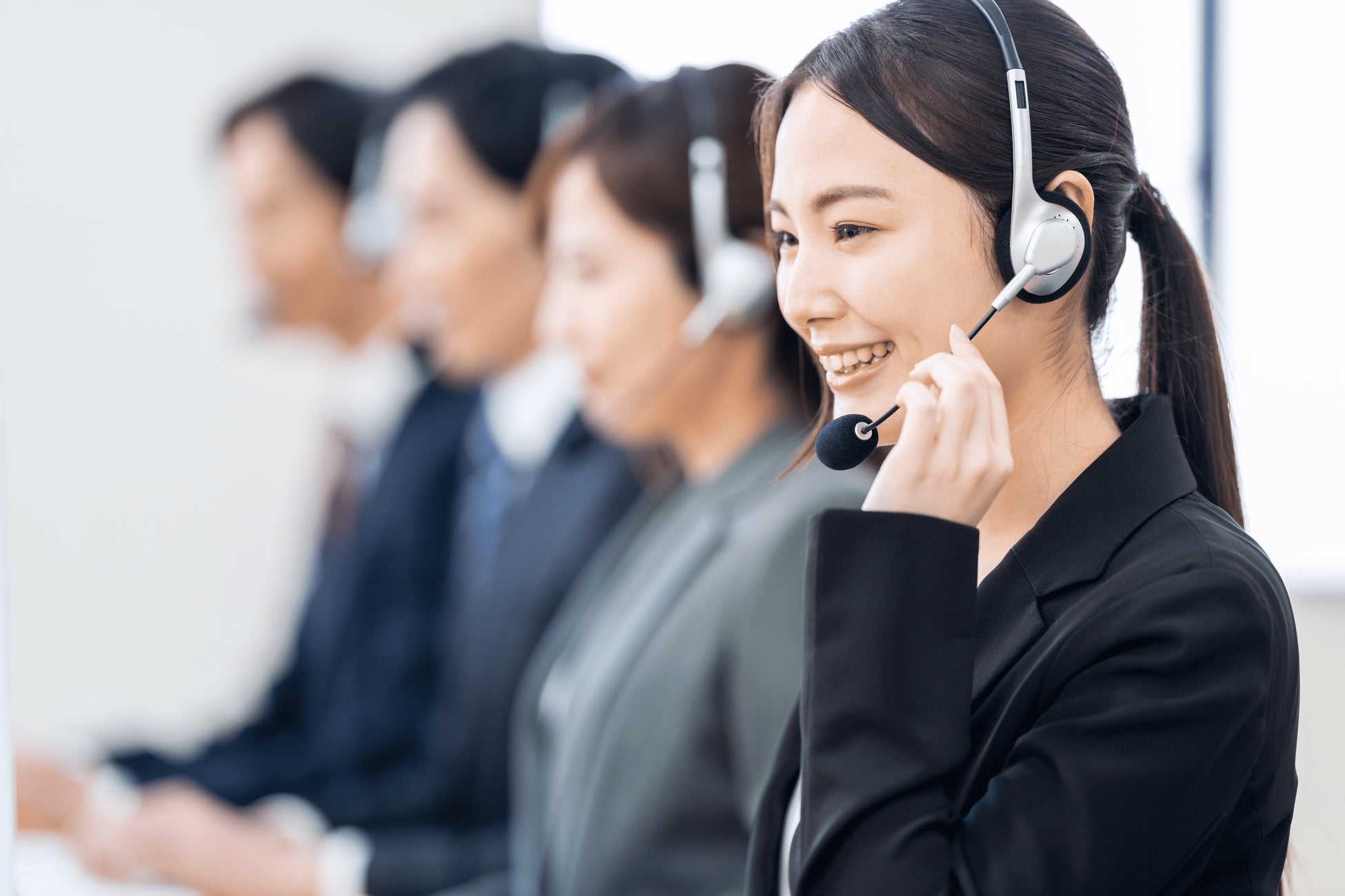 AIで無人化が進む時代に、あえて「人につながる」ーー電話サポートの予約制度を導入。リユースPC「R∞PC」、予約すれば担当者につながる相談体制を7月10日より開始