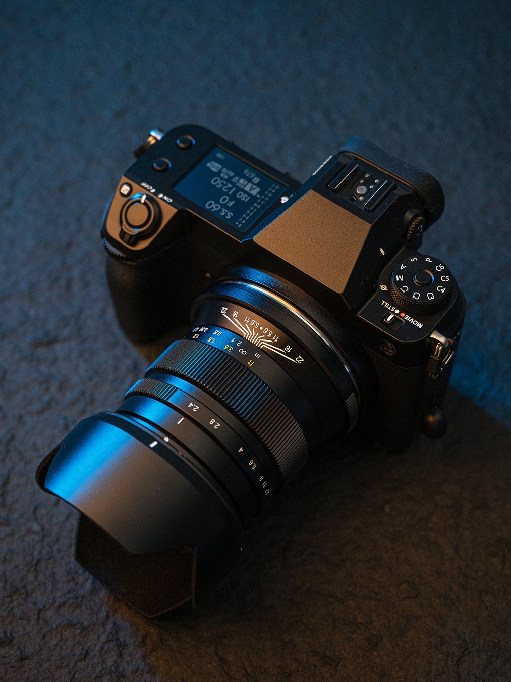 「広く写す」から、「広く表現する」へ。中判広角レンズ「PITTURA 30mm F2.4」販売開始