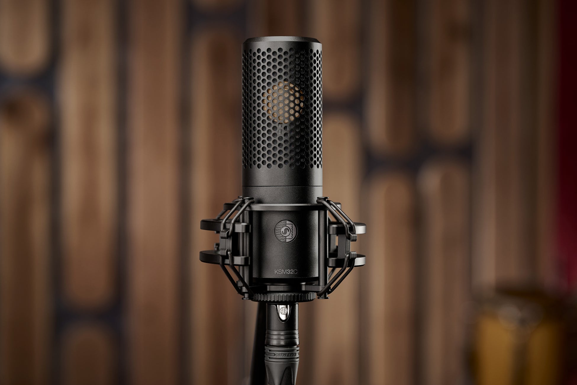 Shure、新世代KSMスタジオマイクロホンシリーズを8月27日（木）より国内販売。