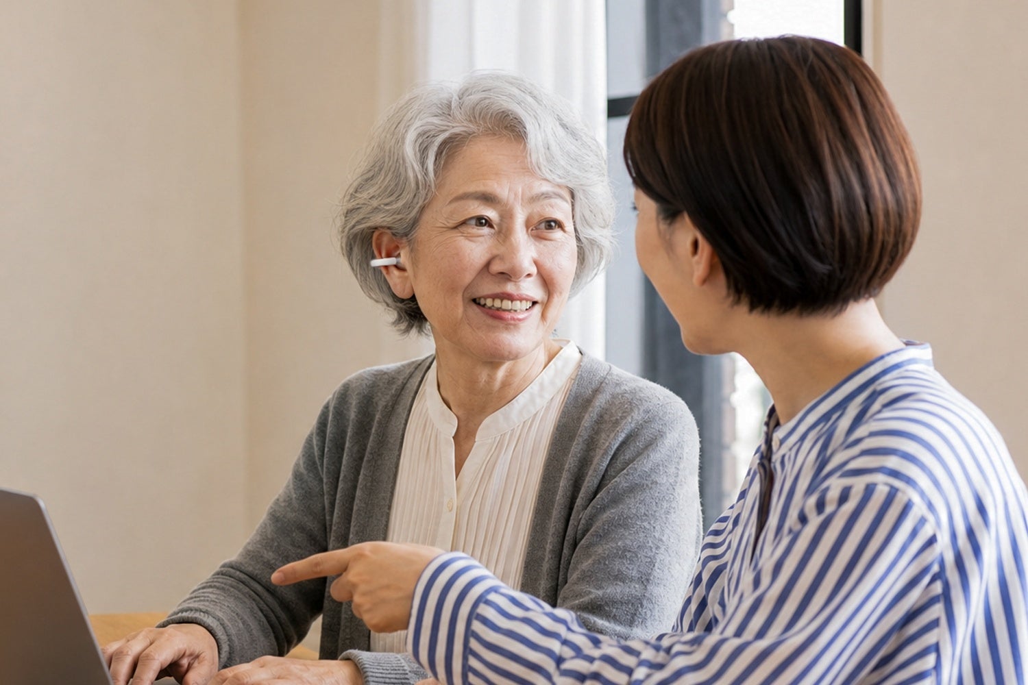 【特別割引】「テレビの音量問題」と「操作の壁」から家族を救う。Cearvolが次世代集音器『Liberte』と『Wave』の特別キャンペーンを開催